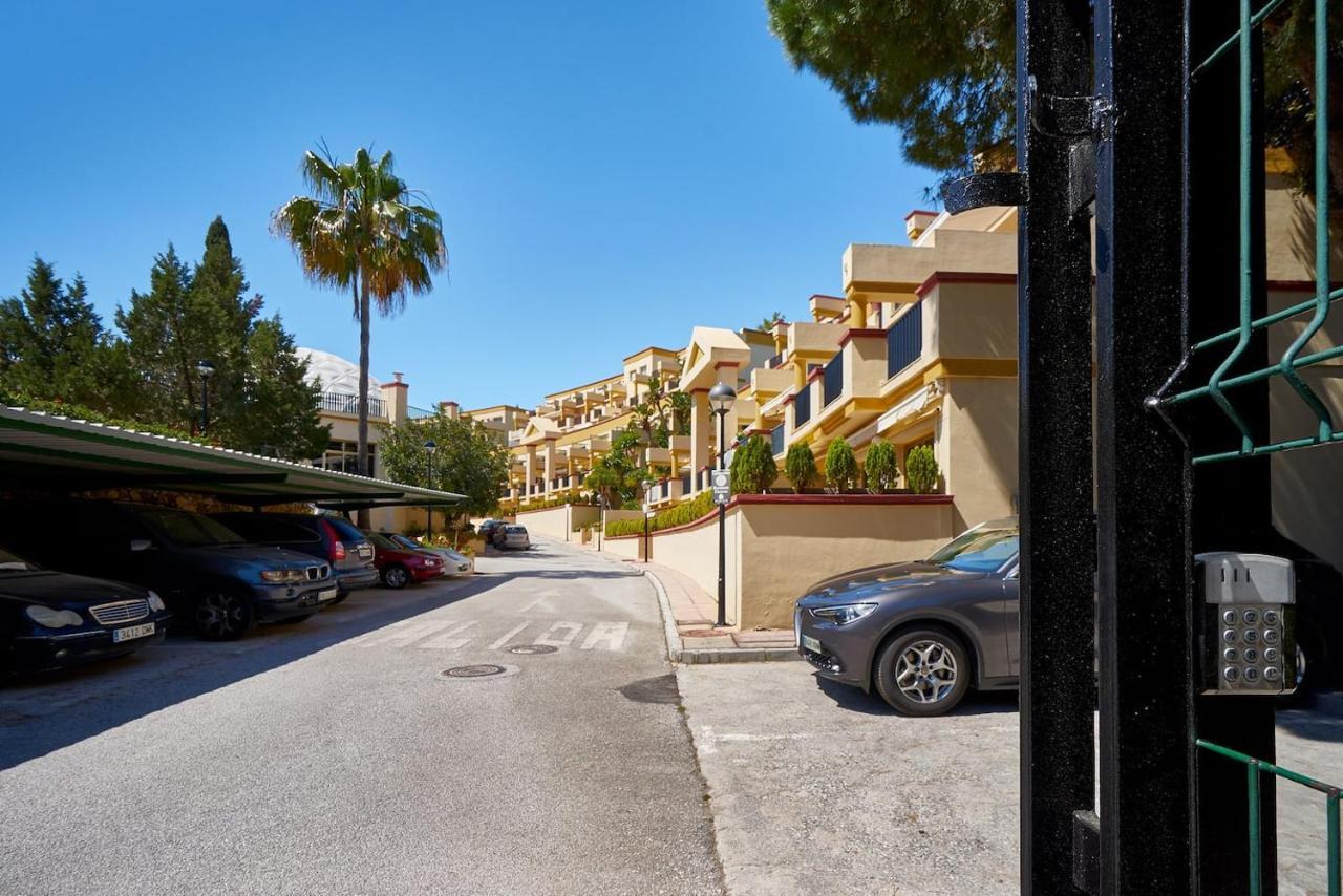 Oleholidays 325 Romana Playa Vistas Al Mar Marbella Exterior photo